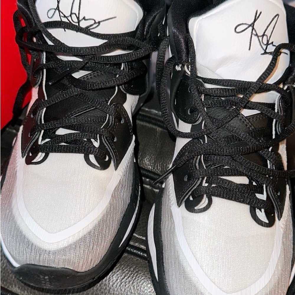 Nike Black and White Basketball Shoes